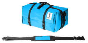Sac Origami de la marque Dababo, sac pliable multi-fonctions, 3 positions en chutes de baches de camions recyclées avec lanière en format fermé de couleur bleu ciel..