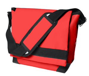 Sac rouge messenger Dababo, modèle Transporter M en chutes de baches de camion recyclées 